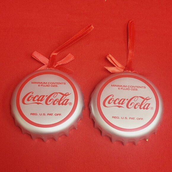 Vintage Coca Cola Santa Claus Coke Bottle Cap Circa 1938 Circa 1953 Lot of 2 Tri - Picture 7 of 11